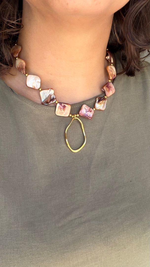 Collar Nacarado Marrón