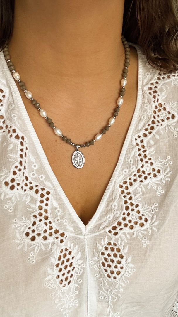 Collar Milagrosa (Marrón)