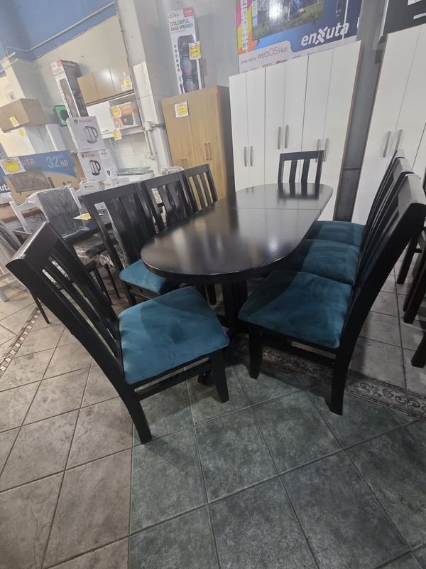 JUEGO DE COMEDOR 8 SILLAS MESA EXTENSIBLE