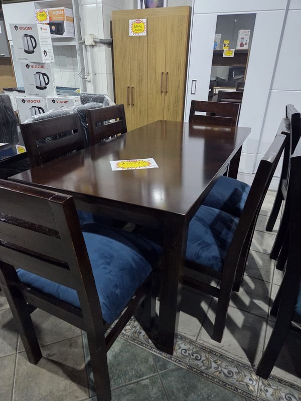 JUEGO DE COMEDOR 6SILLAS + MESA. HAMBURGO
